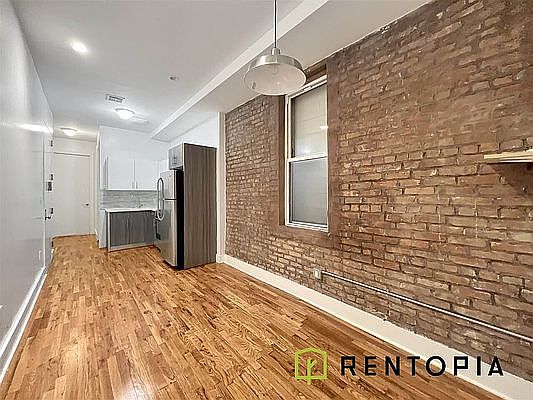 2nd image of 11 Humboldt St #1C