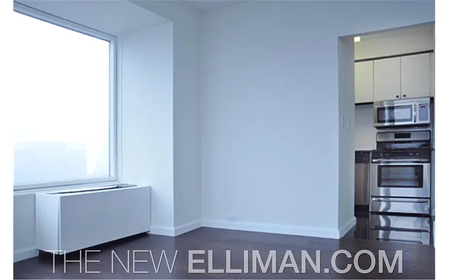 Rented by Douglas Elliman | media 39