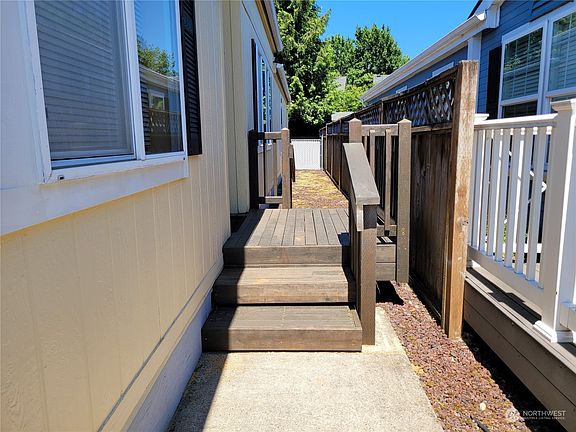 4th image of 16500 SE 1st Street #45