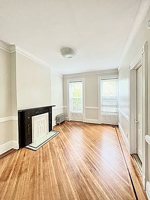 1st image of 515 Chauncey St #3