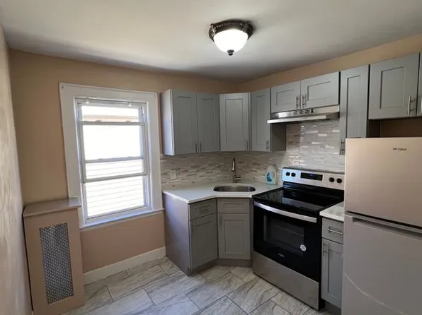 22129 106th Ave #2, Queens Village, NY 11429