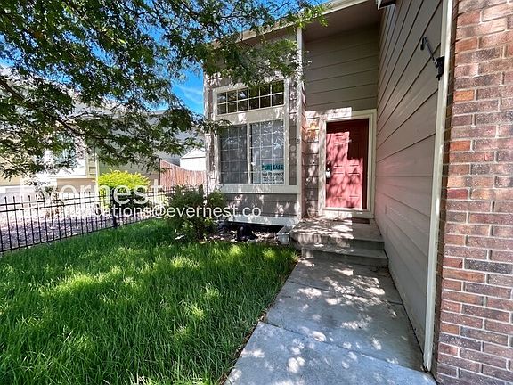 3rd image of 4512 Gunbarrel Dr