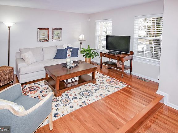 4th image of 13611 Wildflower Ln