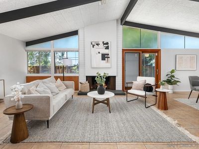 8402 Sugarman Dr, La Jolla, CA, 92037