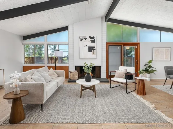 8402 Sugarman Dr, La Jolla, CA 92037