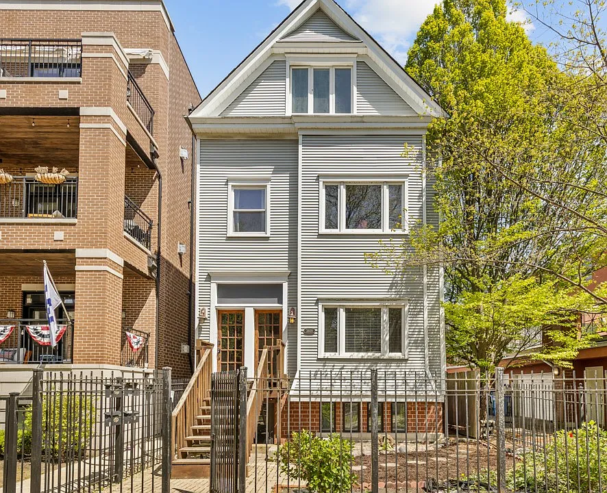 3809 N Kenmore Ave #3
