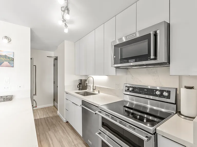 1778 Ala Moana Blvd #2618 — Photo 10
