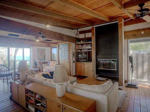 3rd image of 3203 Casey Key Rd