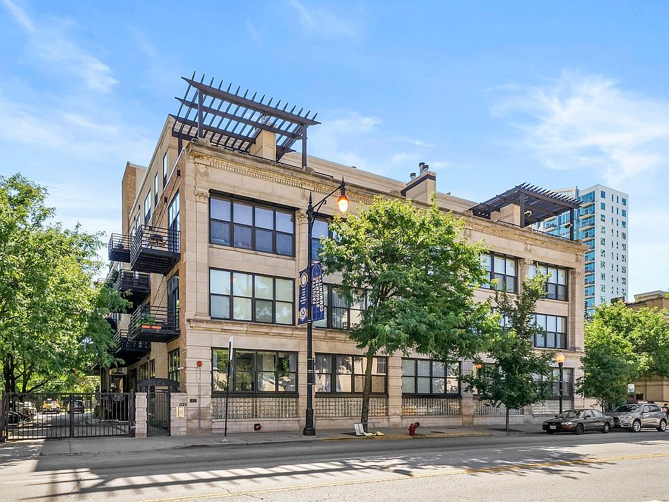 1st image of 1525 S Michigan Ave APT 205