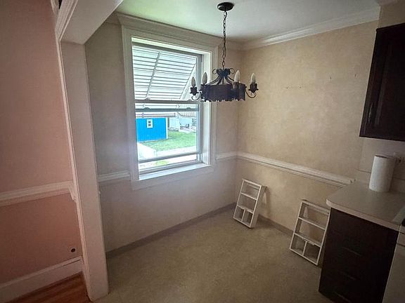 5th image of 1138 Brookwood Ln