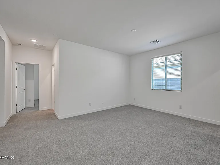 23410 W Florence Ave — Photo 28