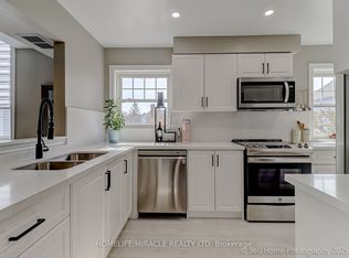 1657 Nash Rd #J11, Clarington, ON L1E 1S8