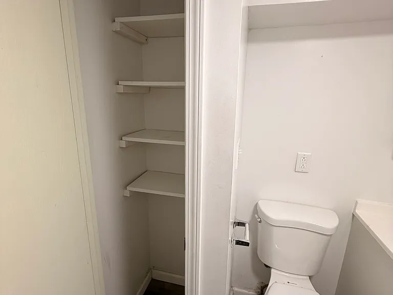 509 N Perry St #507 — Photo 11