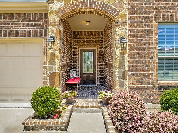 10124-waterstone-way-mckinney-tx-High-Res-2.jpg