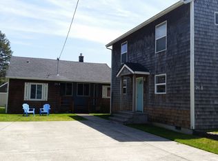 841 S Columbia St, Seaside, OR