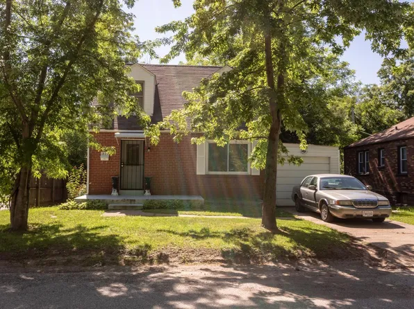 317 Henquin Dr, Saint Louis, MO 63135