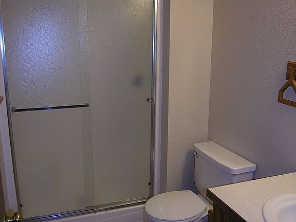 5th image of 9810 To 9812 148th Street Ct E