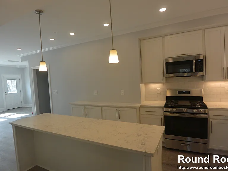 120 Kenrick St #5 — Photo 16
