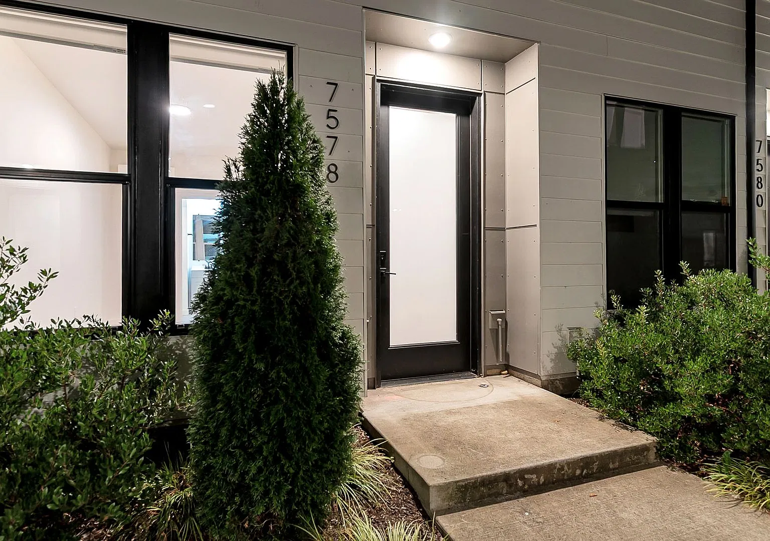 Emerald Townhomes — Photo 1