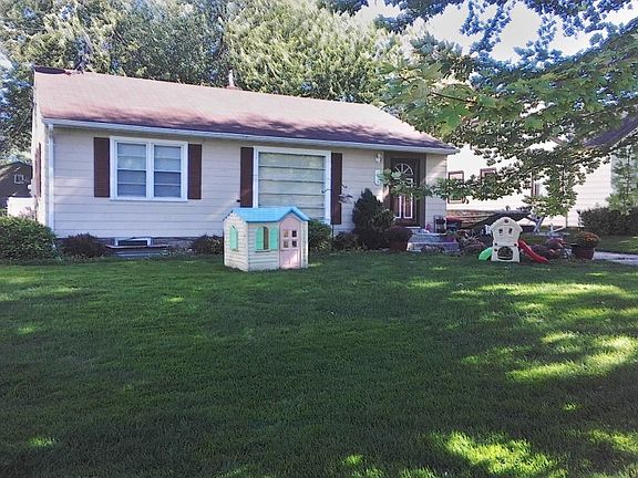 3rd image of 1519 Roosevelt Ave