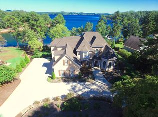 305 Woodgreene Ct, Salem, SC 29676