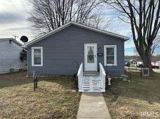 1007 NE 5th St, Washington, IN 47501