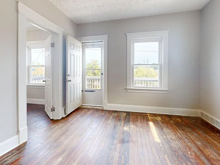 4601 Memphis Ave — Photo 7