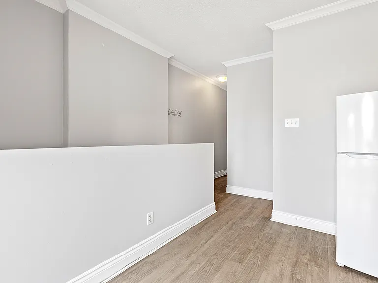 455 Somerset St W #2 — Photo 35