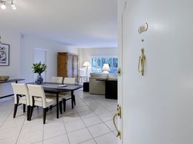 250 Bradley Pl