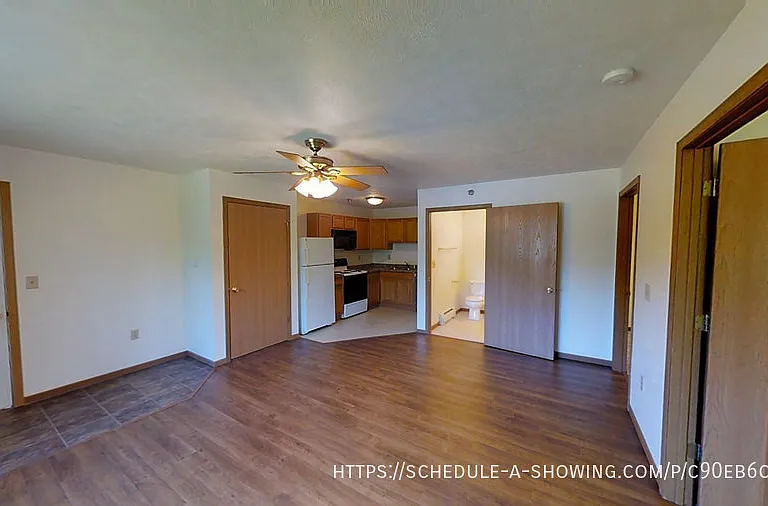 1007 W Ridge St #8 — Photo 1
