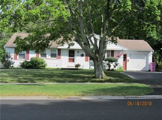 239 Little Creek Dr, Rochester, NY 14616