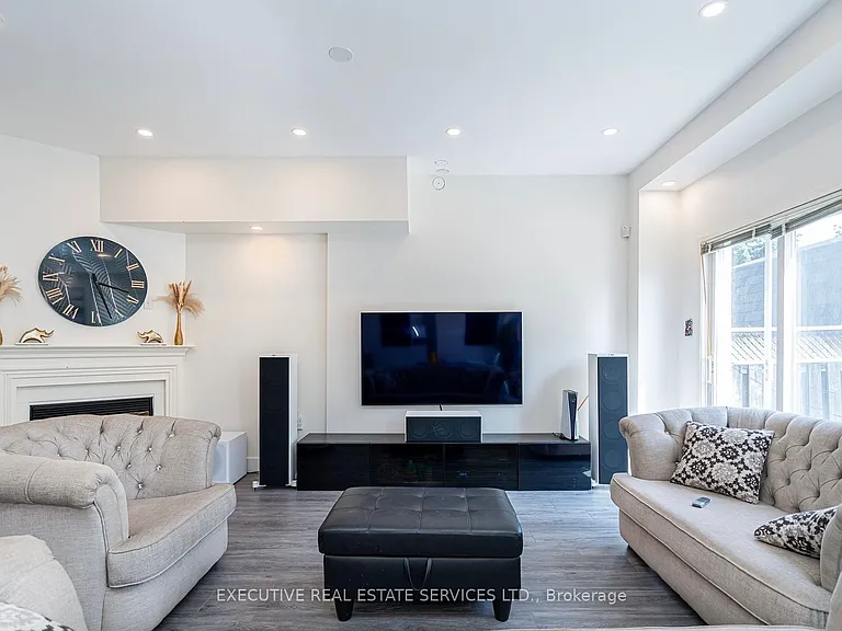 25 Dreamcrest Ct — Photo 10