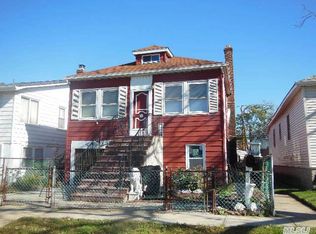 27 Newport Rd, Island Park, NY 11558