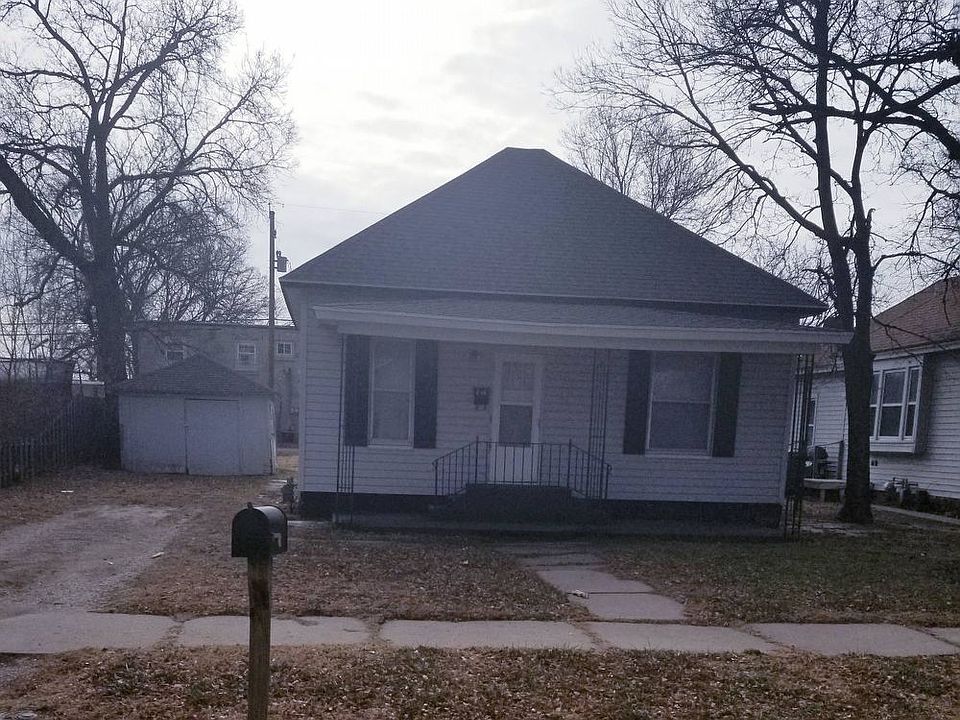 1st image of 323 W Claflin Ave