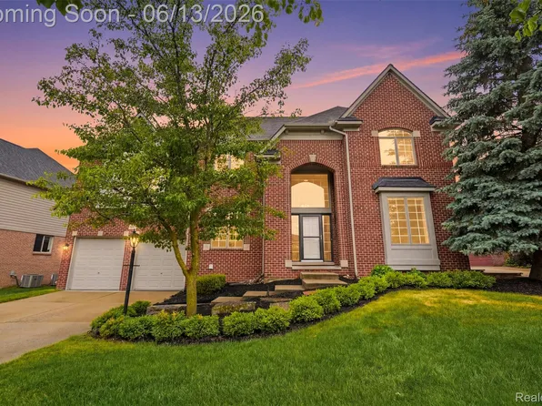 41920 Wolfe Pass, Novi, MI 48377