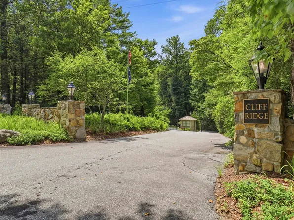 127 Conifer Falls Rd, Cleveland, SC 29635