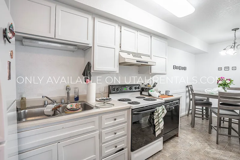 1 bed, 1.0 bath, 1100 sqft, $575 — Photo 4