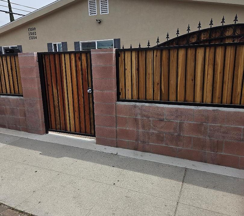 2nd image of 13100 Filmore St #13100