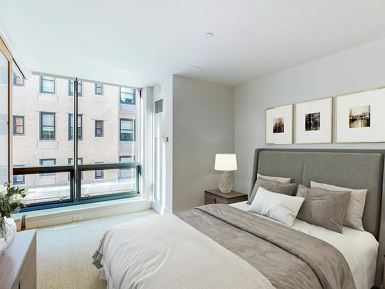 45 Province St #1207 — Photo 8