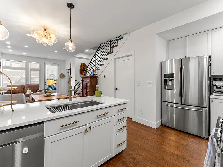 1389 N Xavier St — Photo 14