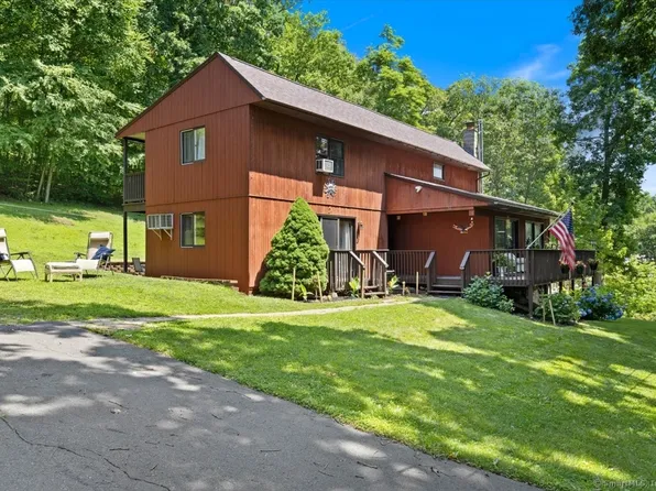 24 West Park Road, Plymouth, CT 06782