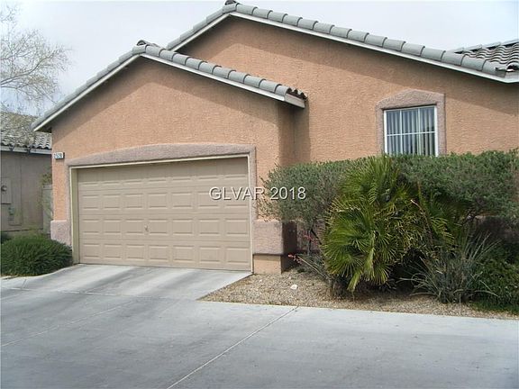 3rd image of 2528 Living Rock St