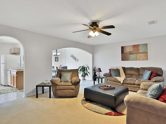 3rd image of 7063 Saint Ives Ct