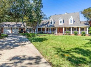 2100 Reservation Rd, Gulf Breeze, FL 32563