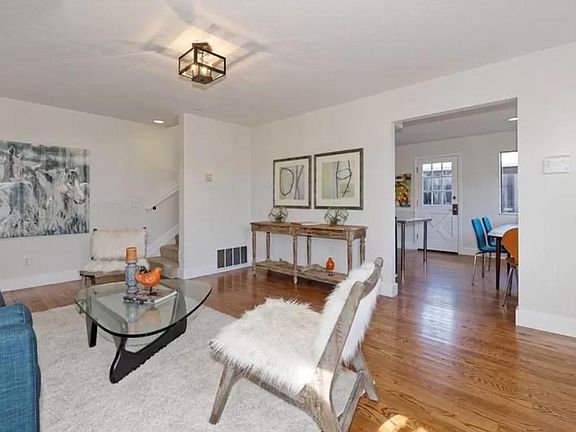 2nd image of 3607 Bruce St