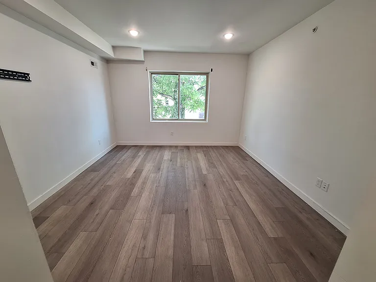 2111 N 8th St #B — Photo 7
