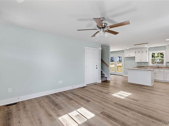4th image of 3051 Kim Dr