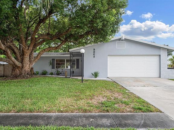 2nd image of 9068 Briarwood Dr