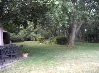 3 Overhill Dr, Smithtown, NY 11787