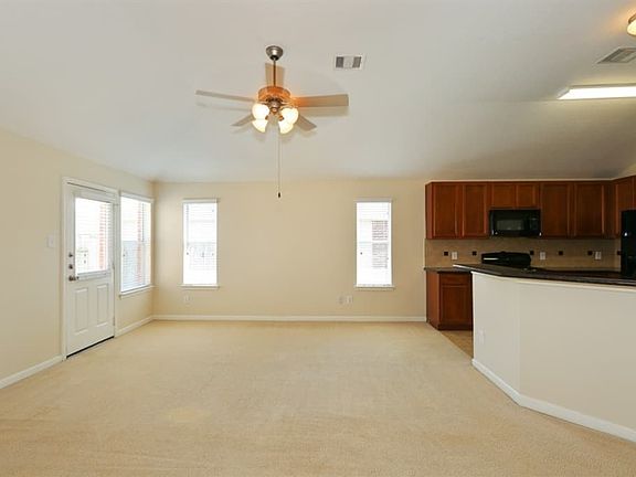 5th image of 1014 Bahia Vista Dr